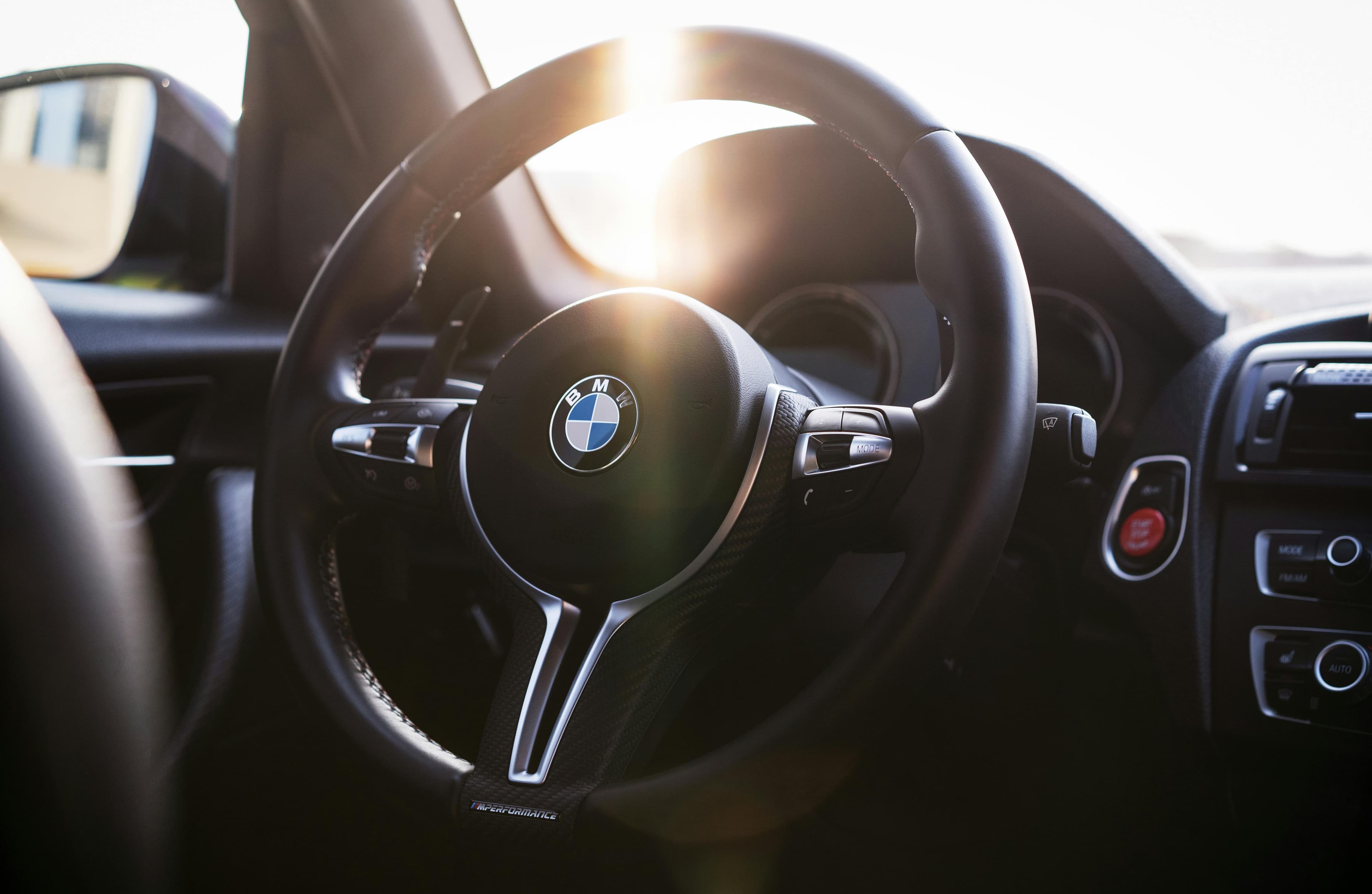 BMW M4 Coupe - Photo 5